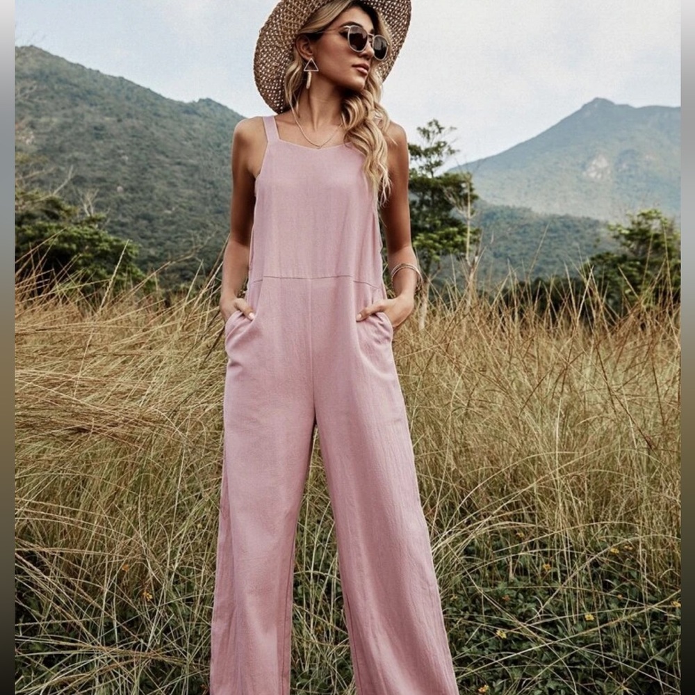 🥳Host Pick🎉🎉Cami Jumpsuit